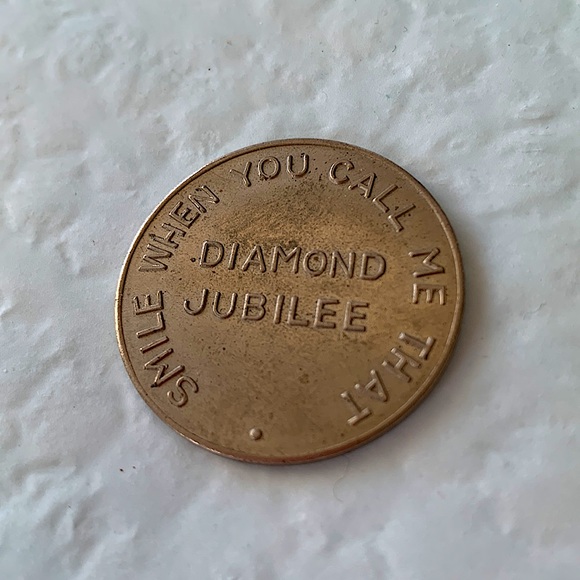 2-Vintage coins Medicine bow wyo dia jubilee coin. 1891-1966. + Mt Rushmore S.D. - Picture 2 of 4